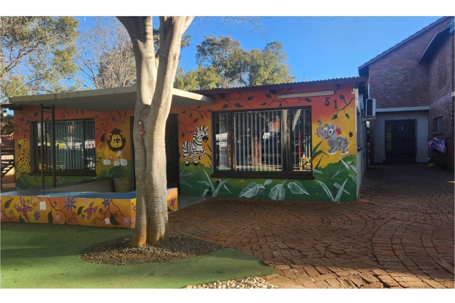 8 Bedroom Property for Sale in Schoemansville North West